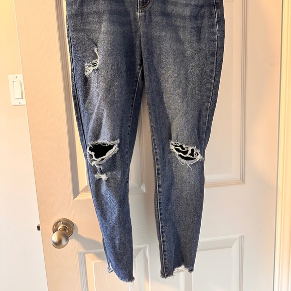 Maurices High Rise Jeans - Picture 2 of 5